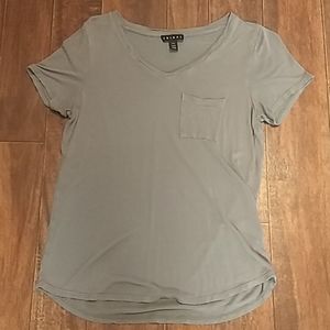 Tribal Cotton Tee. Small. Olive Green.